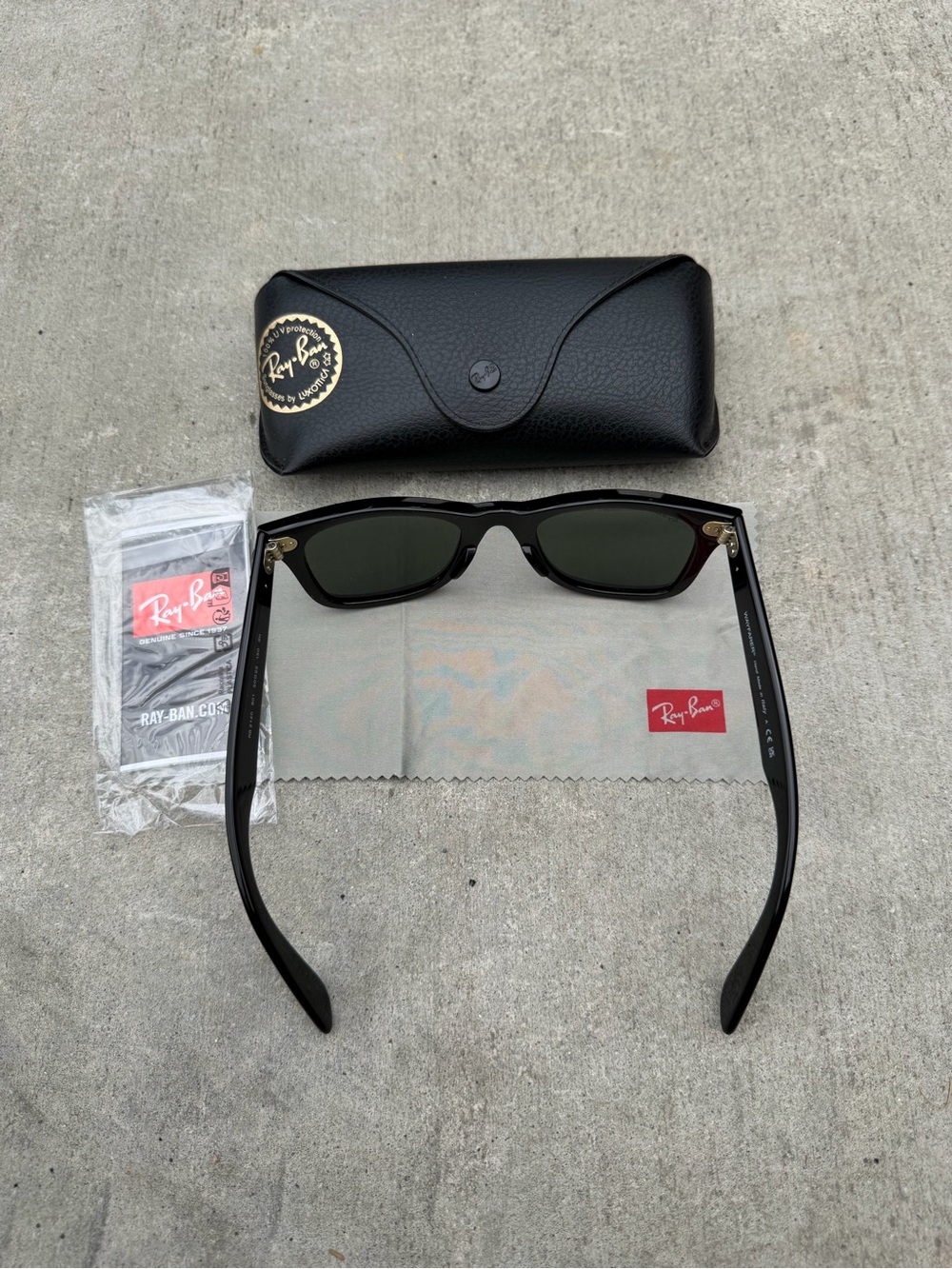 RayBan RB2140 Wayfarer Sunglasses G-15 Lens Black Frame - Picture 3 of 4
